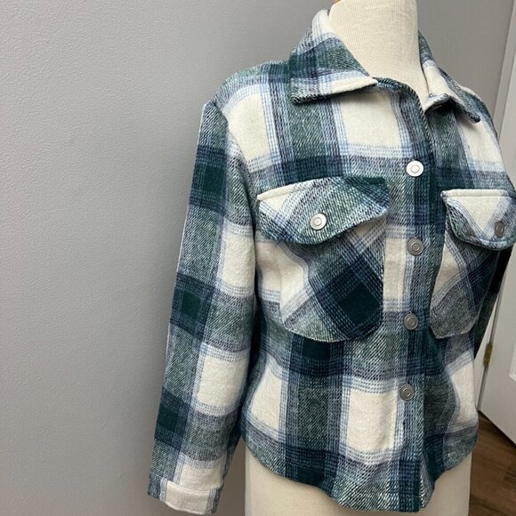 NEW New Look Blue Plaid Shacket Sz S - Picture 10 of 11